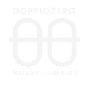 logo doppiozero bianco